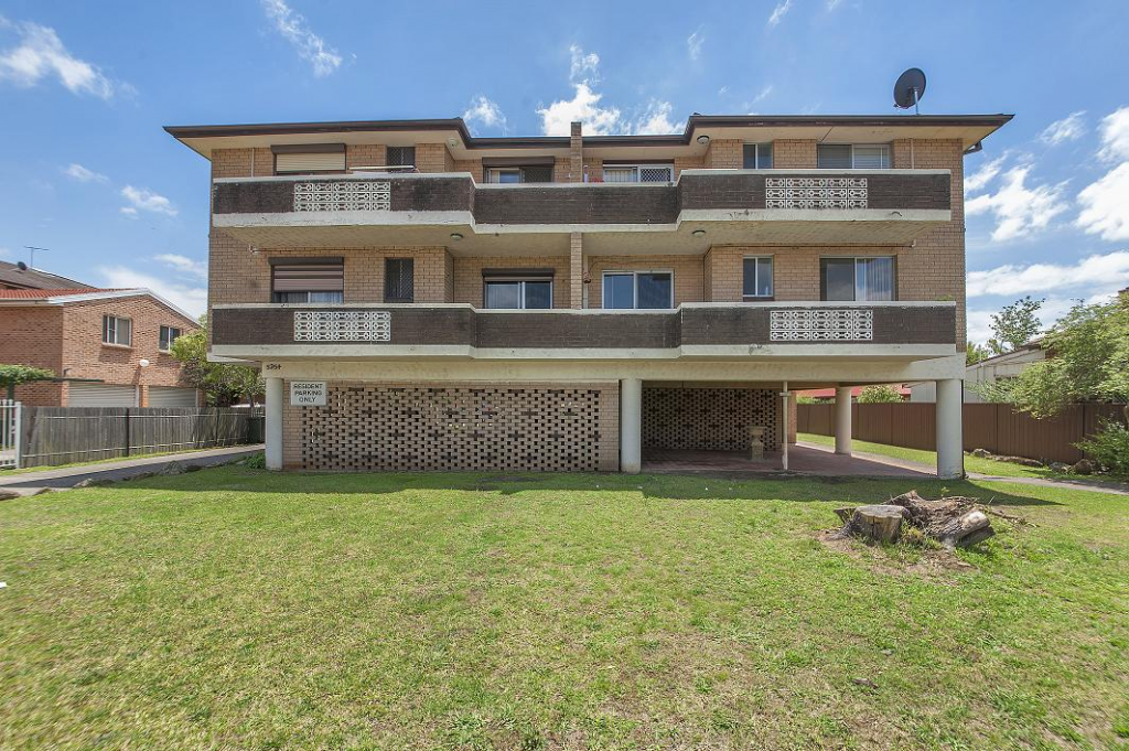 8/52 HARRIS ST, FAIRFIELD, NSW 2165