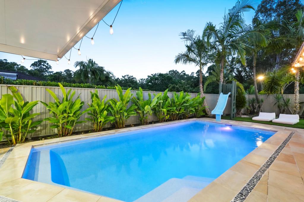 9 Emerson Dr, Bonogin, QLD 4213