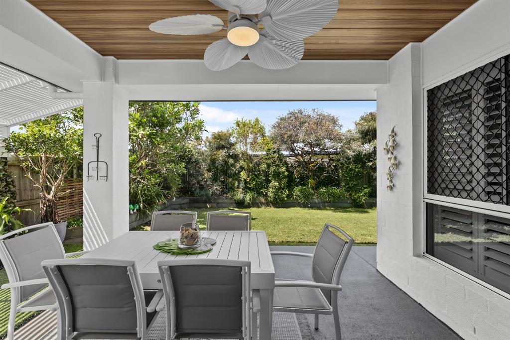 27 COMANCHE ST, NEWPORT, QLD 4020