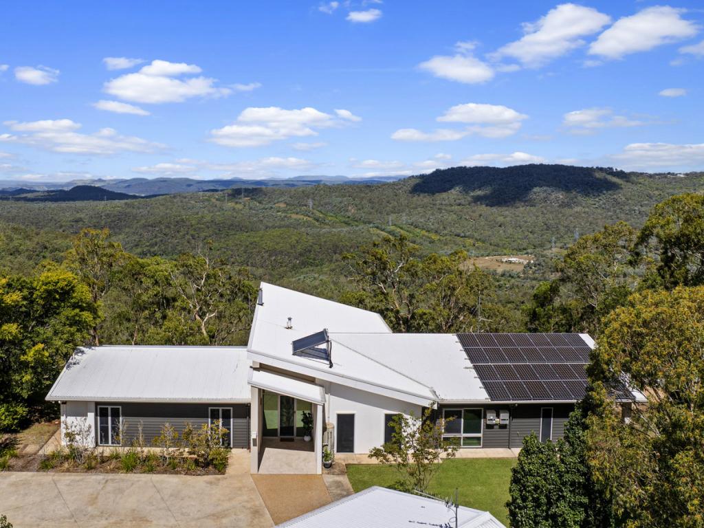 22 Christy Ct, Middle Ridge, QLD 4350