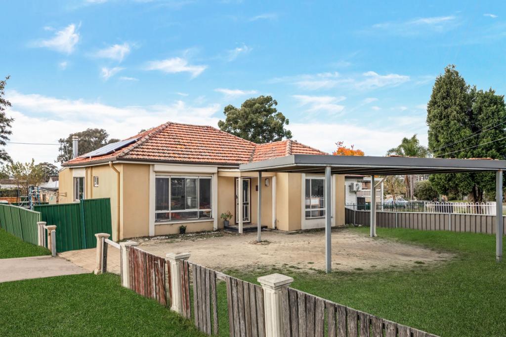 25 Doonside Cres, Blacktown, NSW 2148