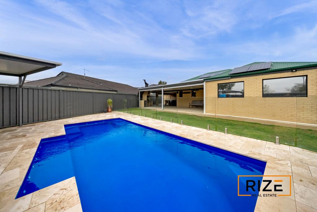 24 Lyndley Rd, Banksia Grove, WA 6031