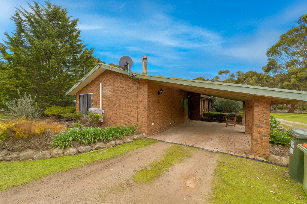 25 RAES RD, SUNBURY, VIC 3429