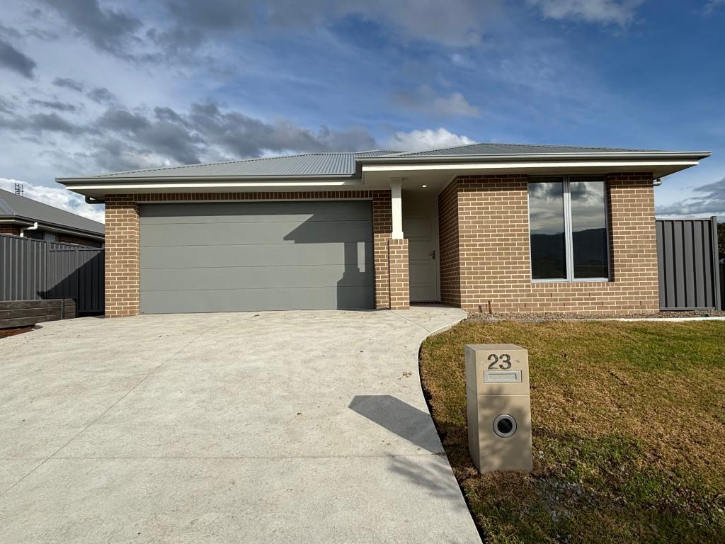 23 Eumundi Ave, Badagarang, NSW 2540