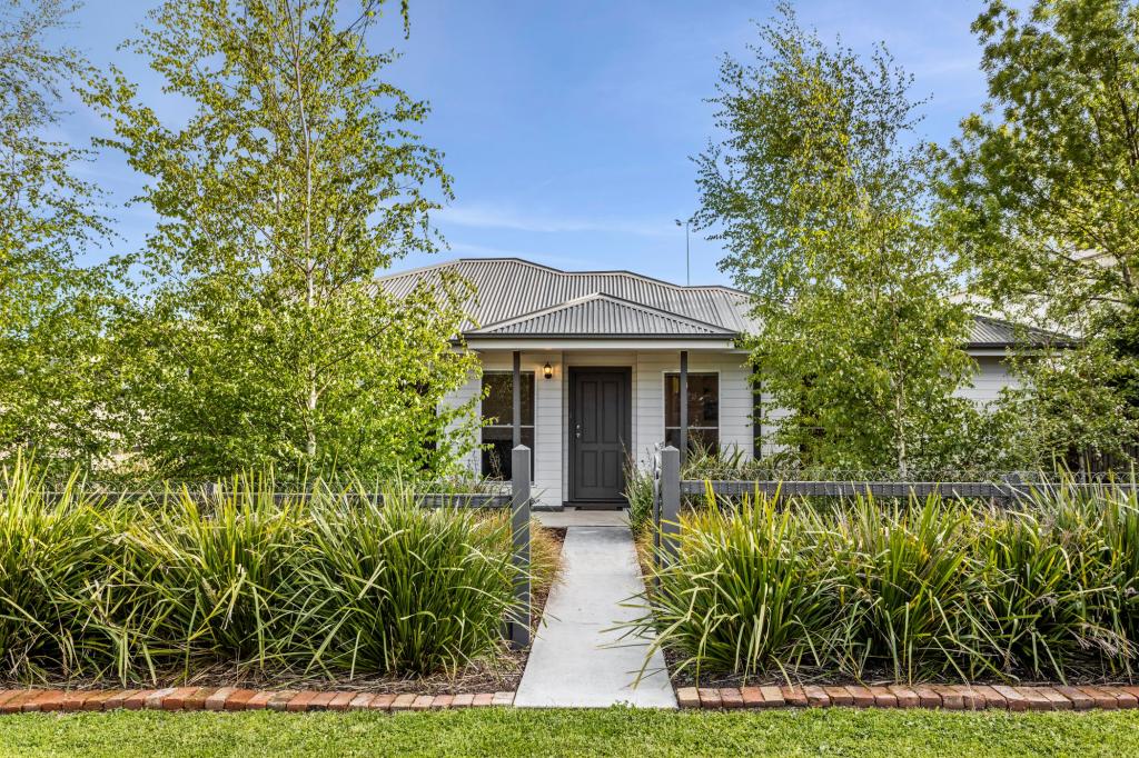 1/66 Mitchell St, Kyneton, VIC 3444