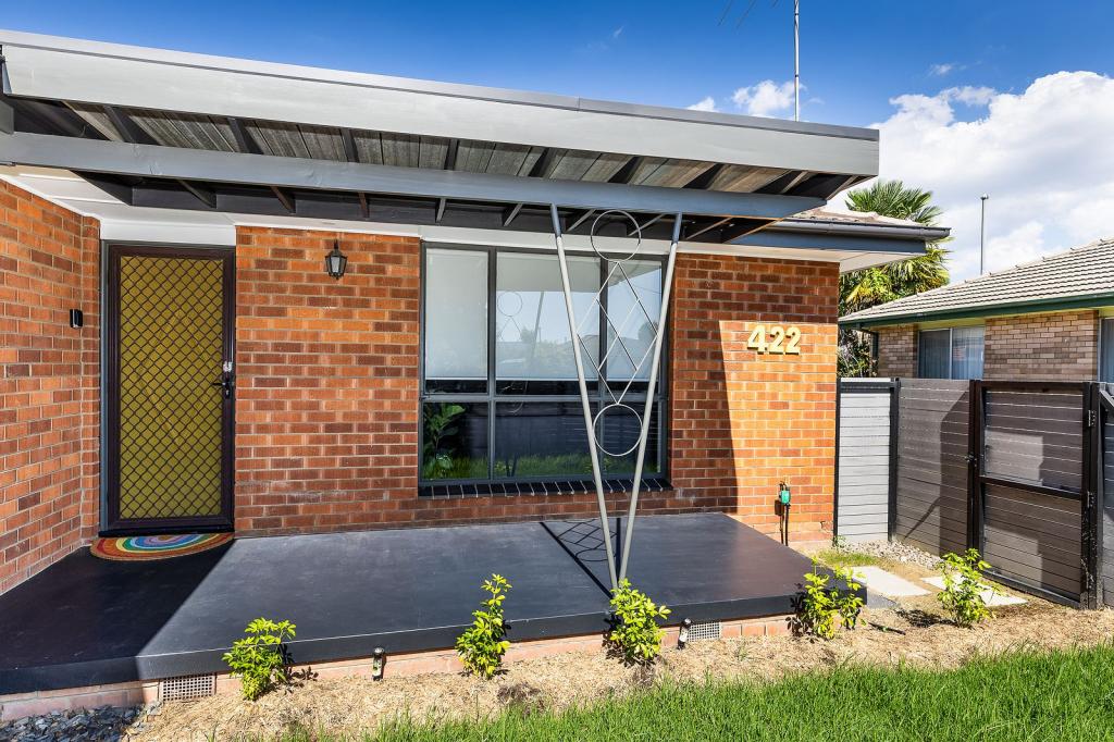 1/422 English Ave, Lavington, NSW 2641