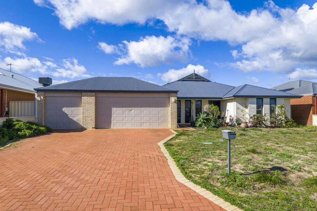4 PEACOCK AVE, SINGLETON, WA 6175