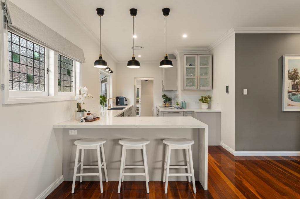 25 Love St, Holland Park, QLD 4121