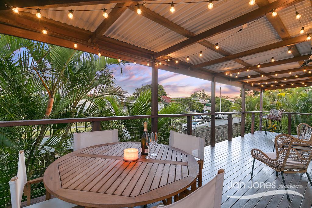1 Robert St, Clontarf, QLD 4019
