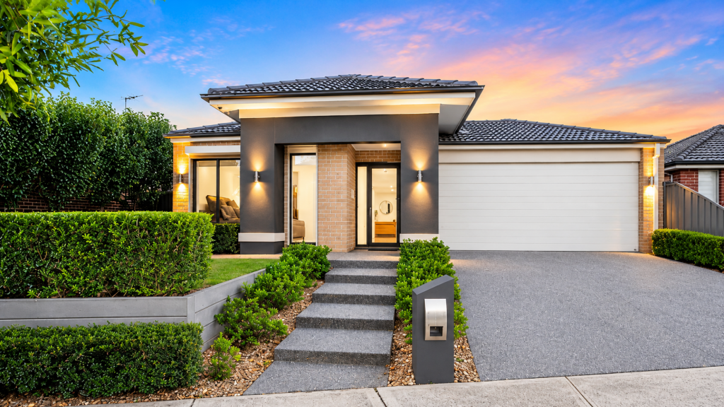 14 Lunar Way, Fraser Rise, VIC 3336