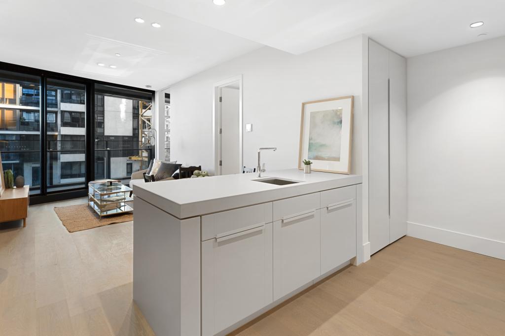 910/1 Almeida Cres, South Yarra, VIC 3141