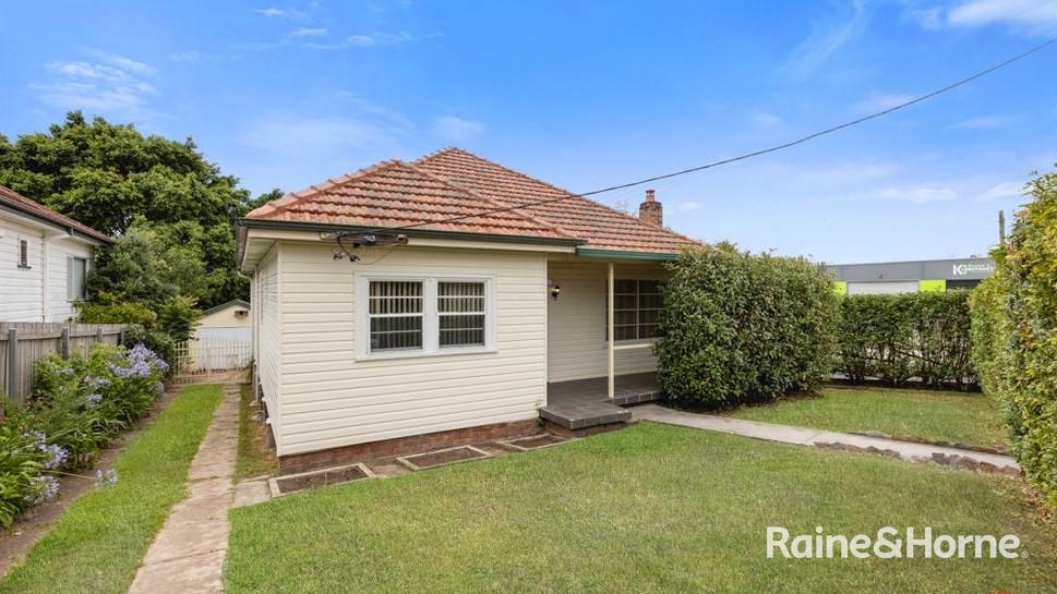 27 Johnson St, Maitland, NSW 2320