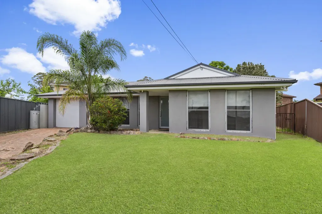 3 Wilga Cl, Casula, NSW 2170