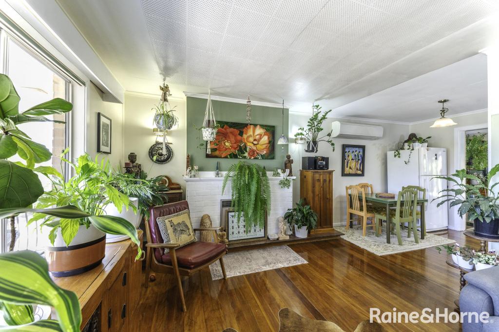 25 Gilbert Cres, Warwick, QLD 4370