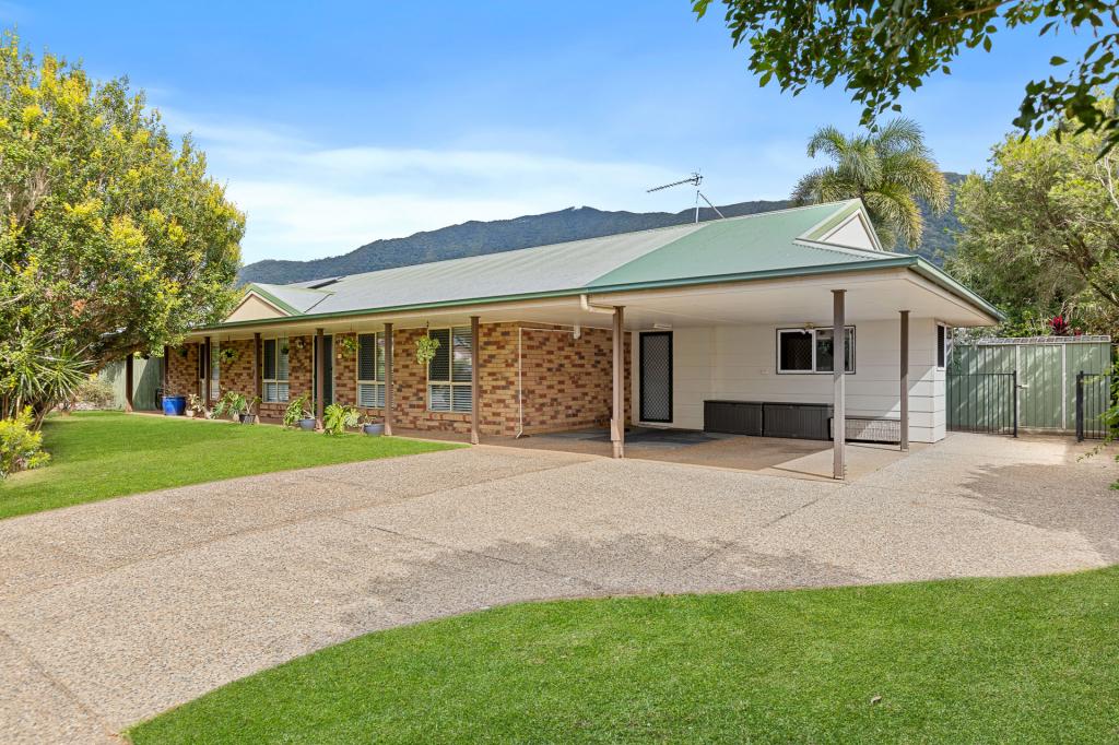 2 Village Tce, Redlynch, QLD 4870
