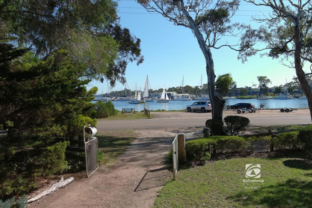 57 Fourth Ave, Raymond Island, VIC 3880