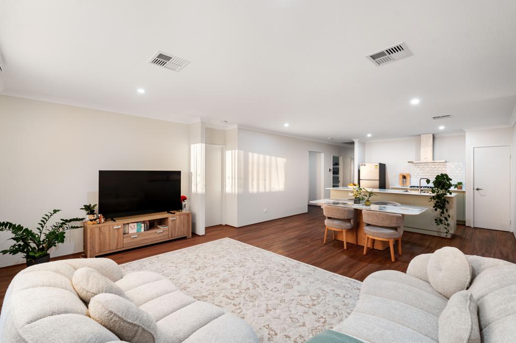 10 Filippo St, Sinagra, WA 6065
