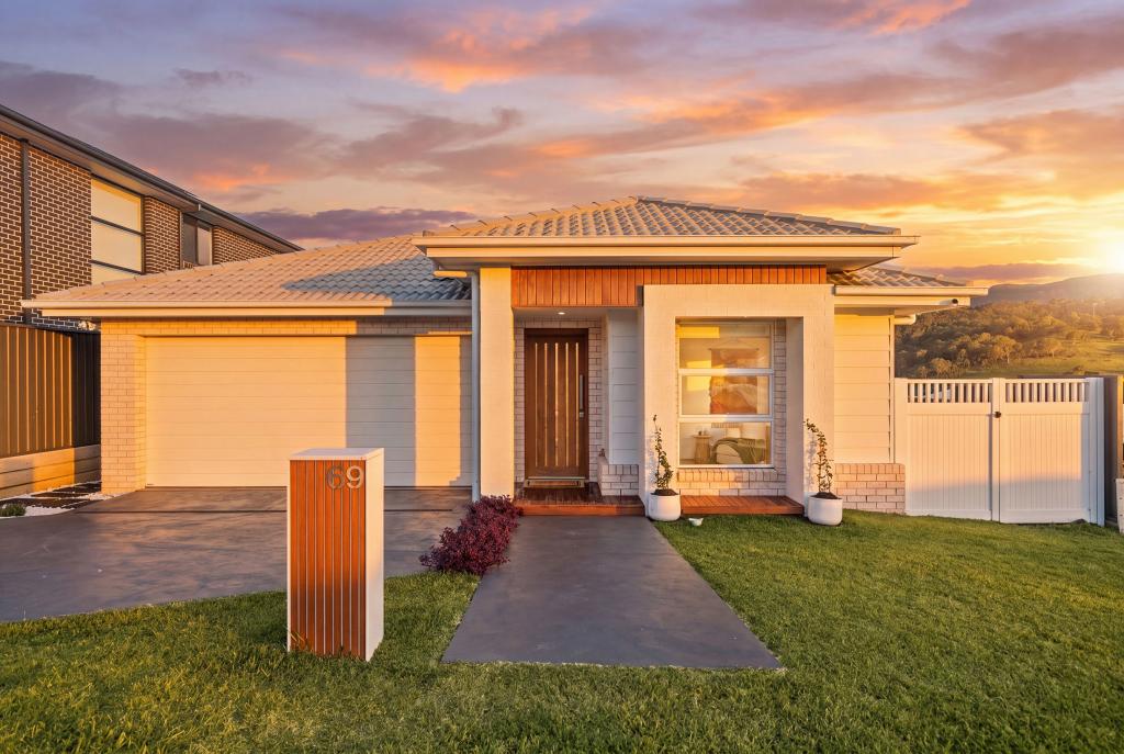 69 BRISTLEBIRD DR, CALDERWOOD, NSW 2527