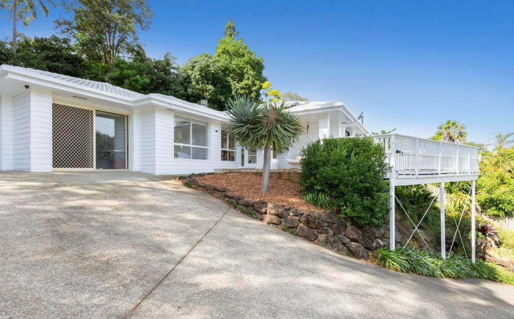 28b Bushland Dr, Banora Point, NSW 2486