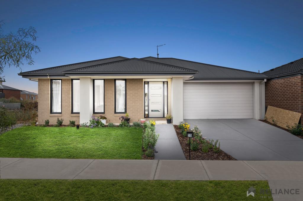 35 Benson Dr, Werribee, VIC 3030