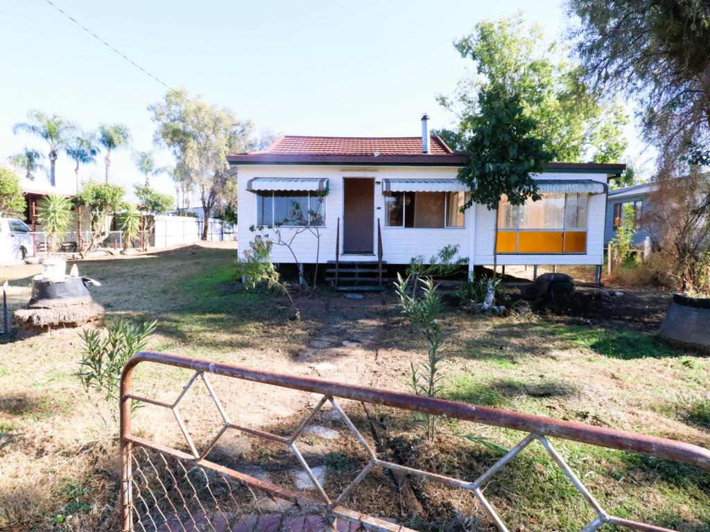 56 Hutton St, Injune, QLD 4454
