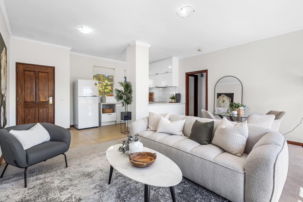 8/16 Caporn St, Crawley, WA 6009