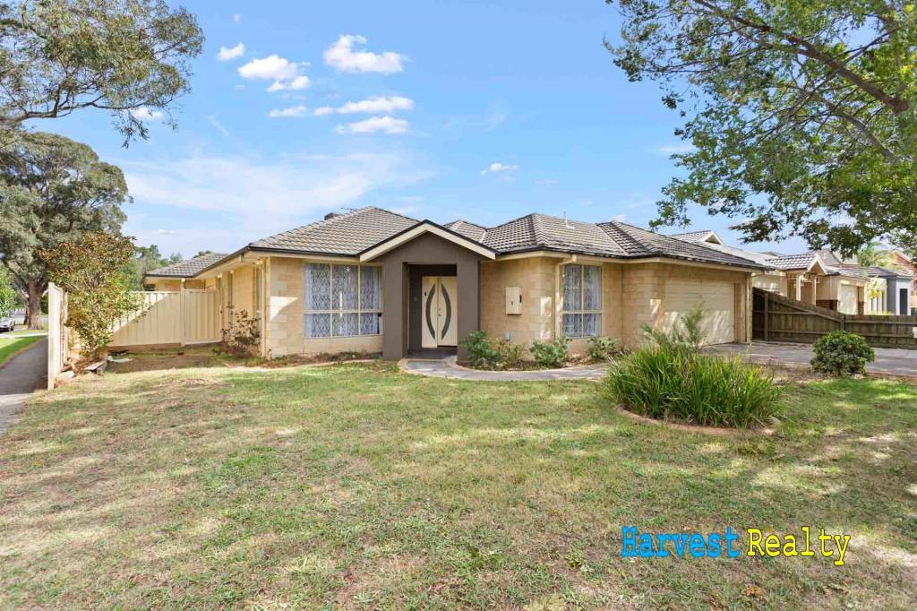 1 Baynton Cres, Lynbrook, VIC 3975