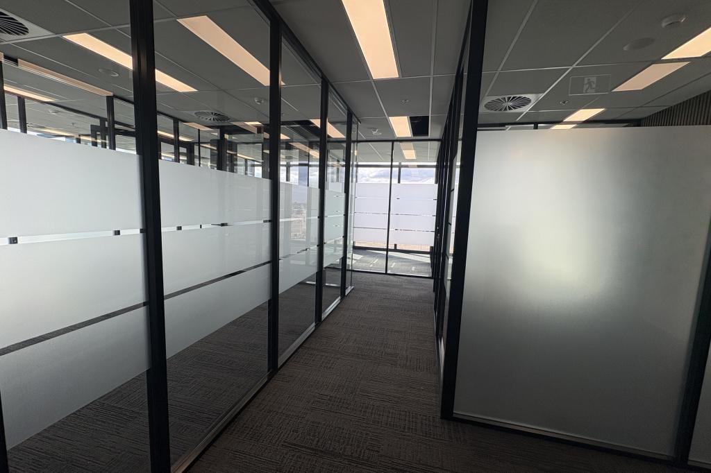 LEVEL 5/513/87 OVERTON RD, WILLIAMS LANDING, VIC 3027