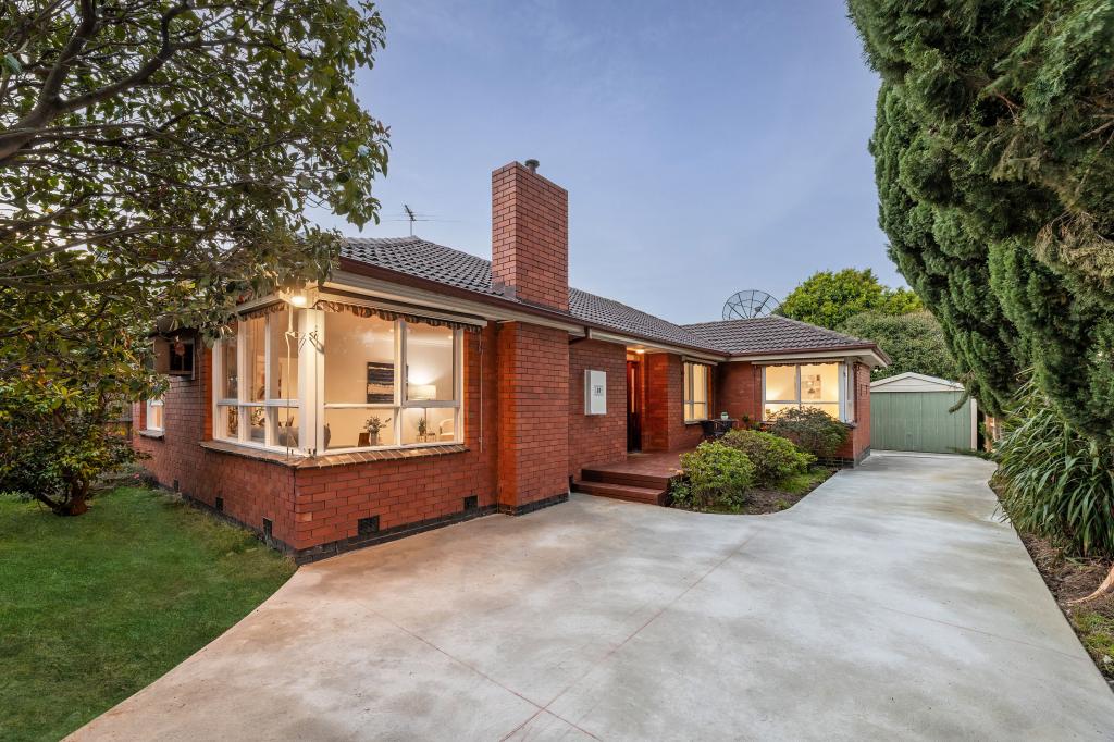 30 Gareth Dr, Burwood East, VIC 3151