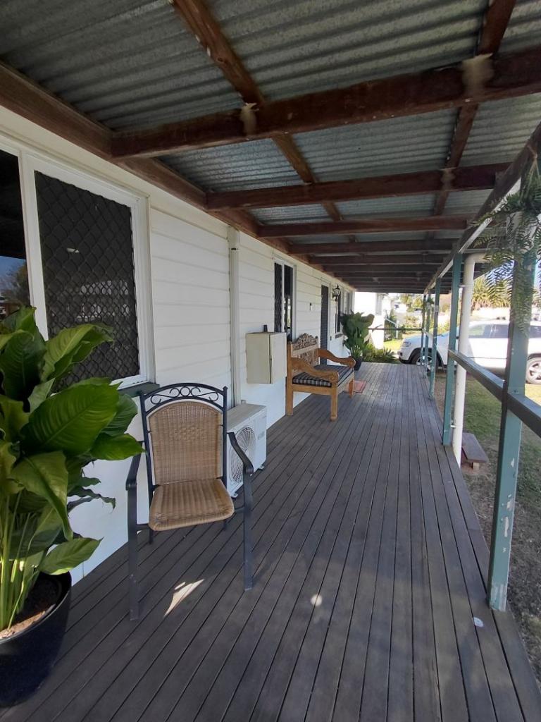 14 Wilga Ave, Warwick, QLD 4370