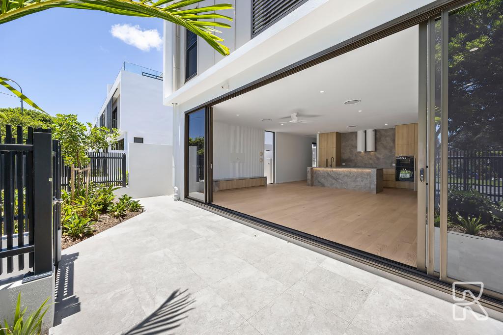 12/81 Salerno St, Isle Of Capri, QLD 4217