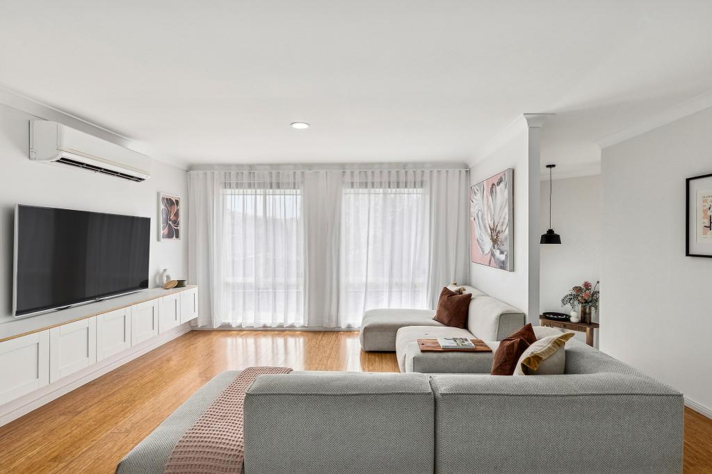 43 Robert Holl Dr, Ourimbah, NSW 2258