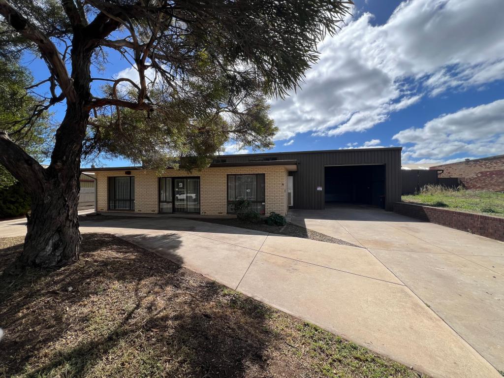 1/9 Waddikee Rd, Lonsdale, SA 5160