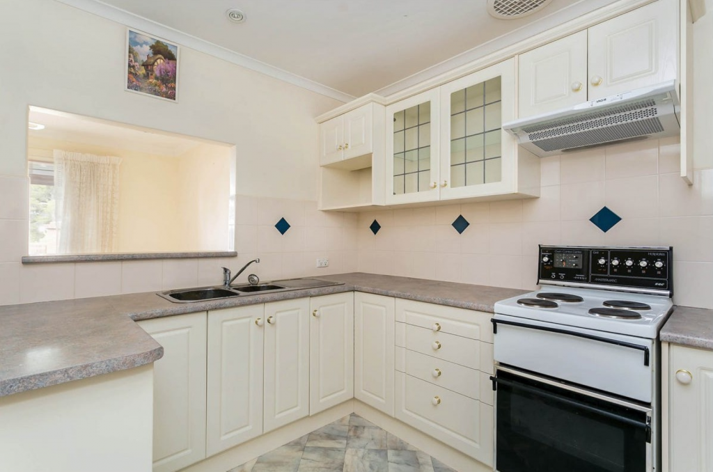 7/1 Moorea Ct, West Lakes, SA 5021