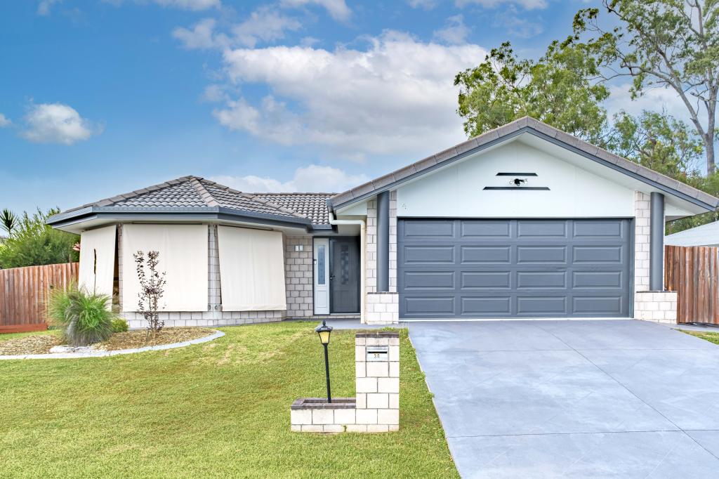 30 Crystal Ct, Urangan, QLD 4655