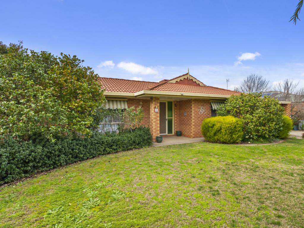 8 Anderson St, Finley, NSW 2713