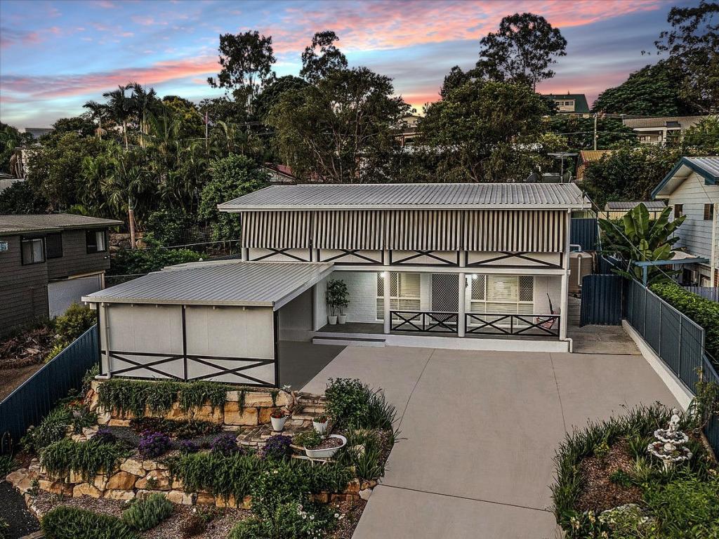 18 Ogilvie St, Bundamba, QLD 4304