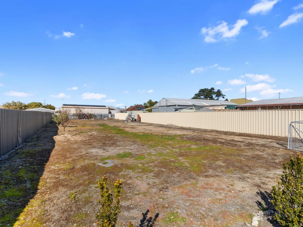 3 Edwin St, Yorketown, SA 5576