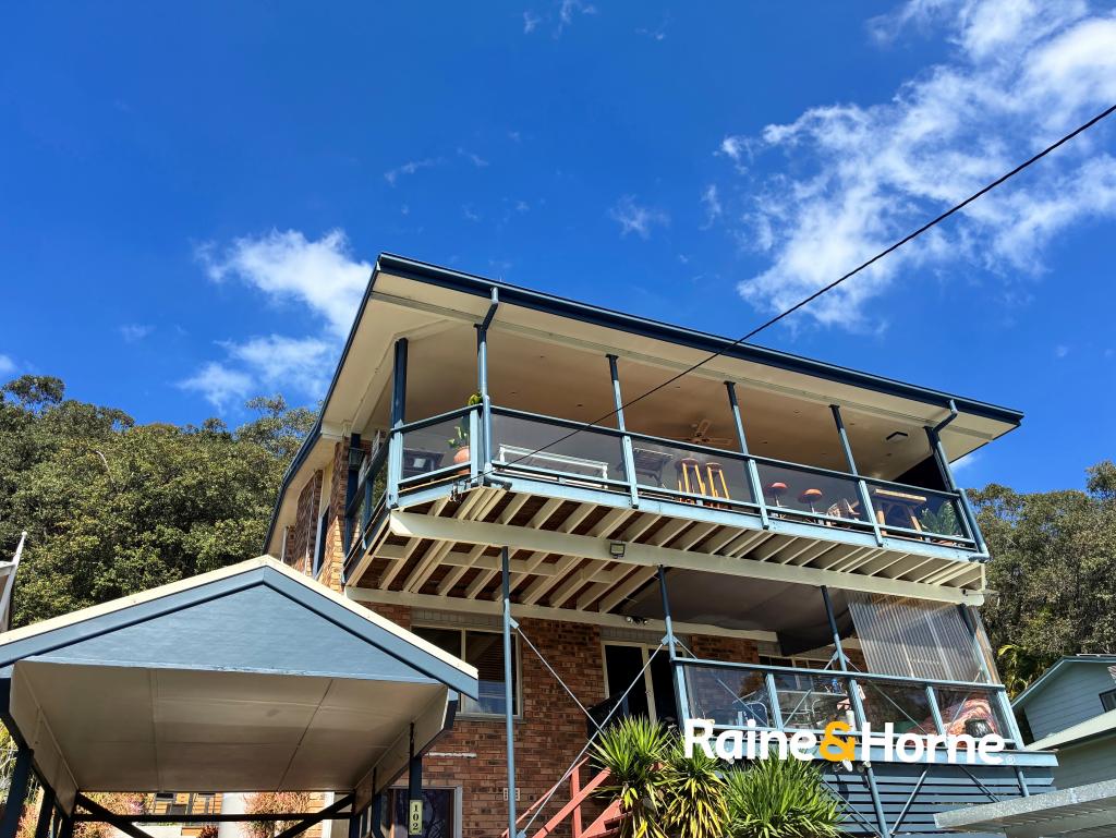102a Taylor St, Woy Woy Bay, NSW 2256
