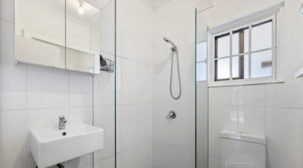 6b Woodcutts Rd, Davoren Park, SA 5113