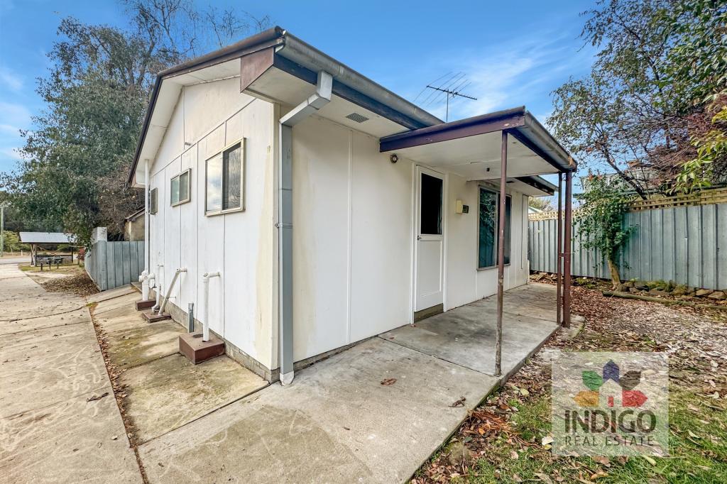 A/1 CRAWFORD ST, BEECHWORTH, VIC 3747