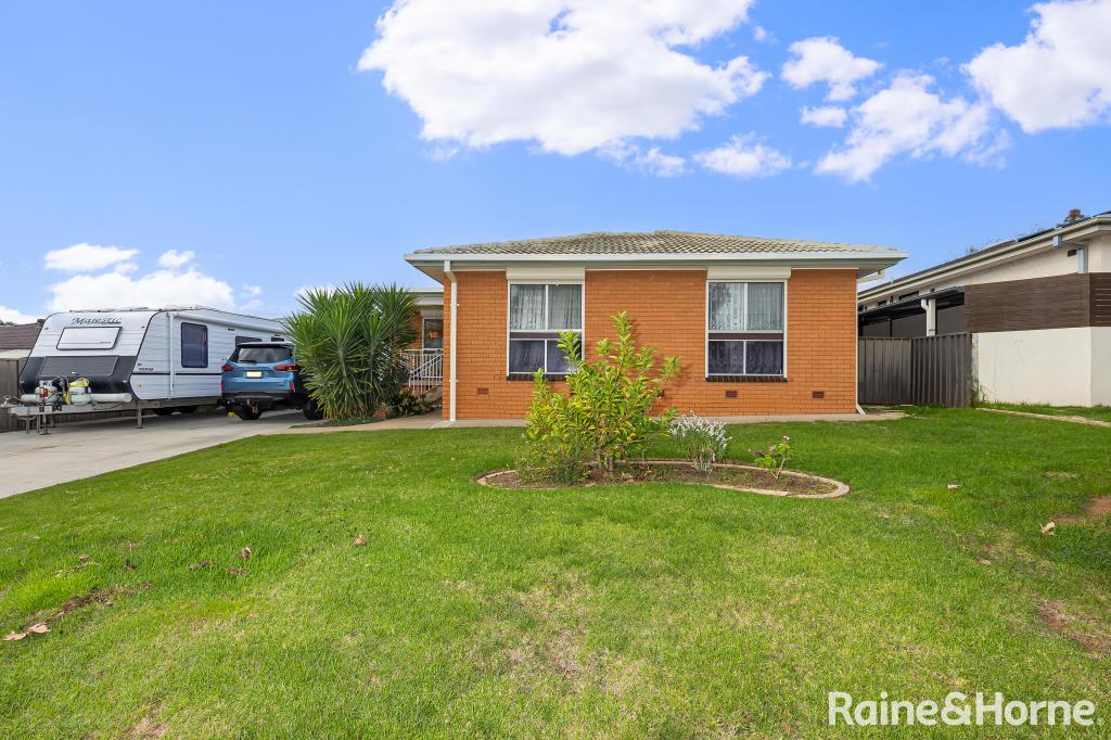 18 Elizabeth Ave, Forest Hill, NSW 2651