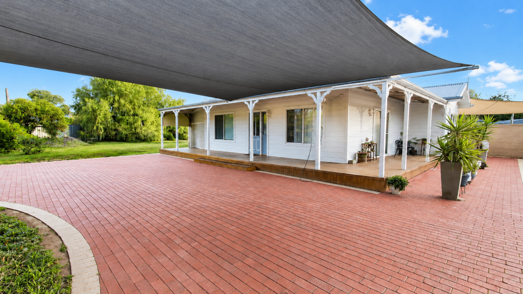 1-5 George St, Sea Lake, VIC 3533