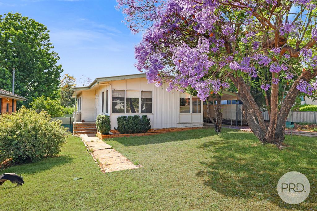 35 CROYDON AVE, HILLVUE, NSW 2340