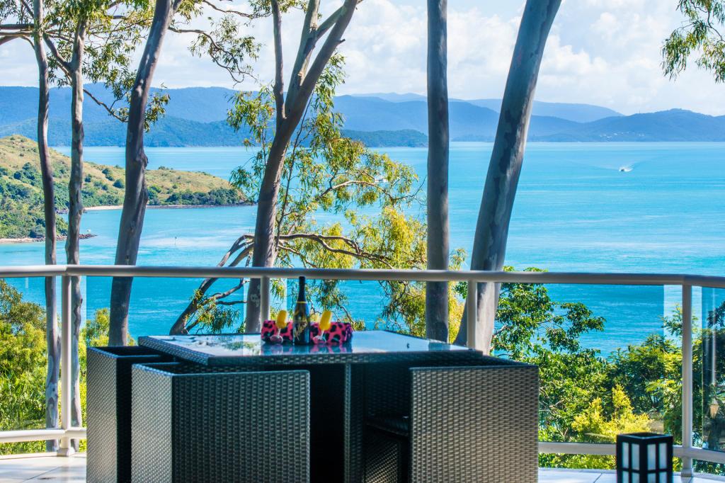 15/6 ACACIA DR, HAMILTON ISLAND, QLD 4803
