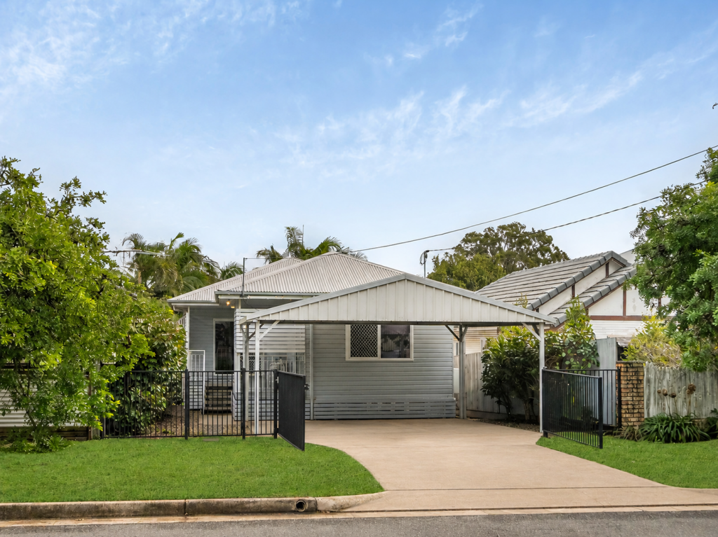 49a Donald St, Woody Point, QLD 4019
