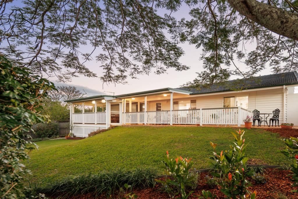 49 Gilruth Rd, Kenmore, QLD 4069