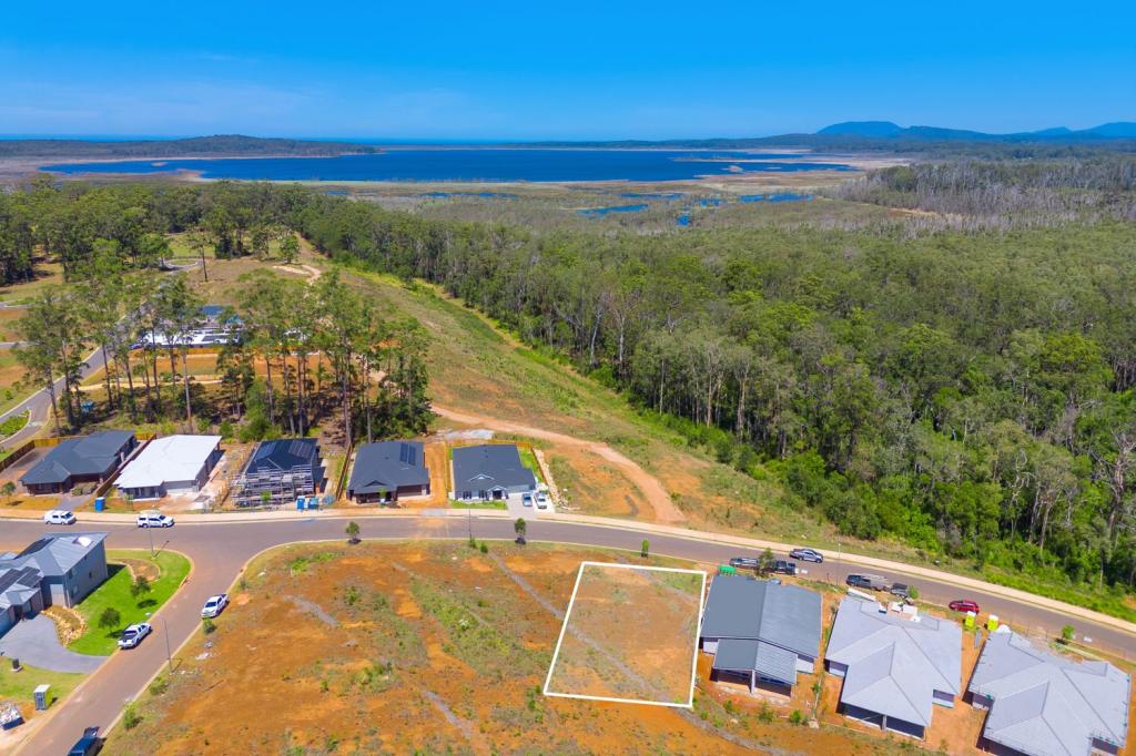 95 PHAR LAP CCT, PORT MACQUARIE, NSW 2444