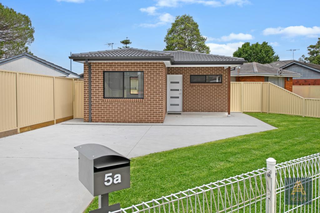 5a Garonne St, Seven Hills, NSW 2147