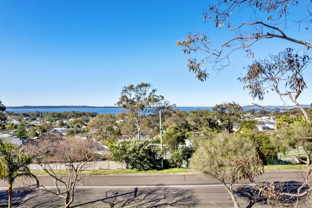 25 Leslie Ave, Gorokan, NSW 2263